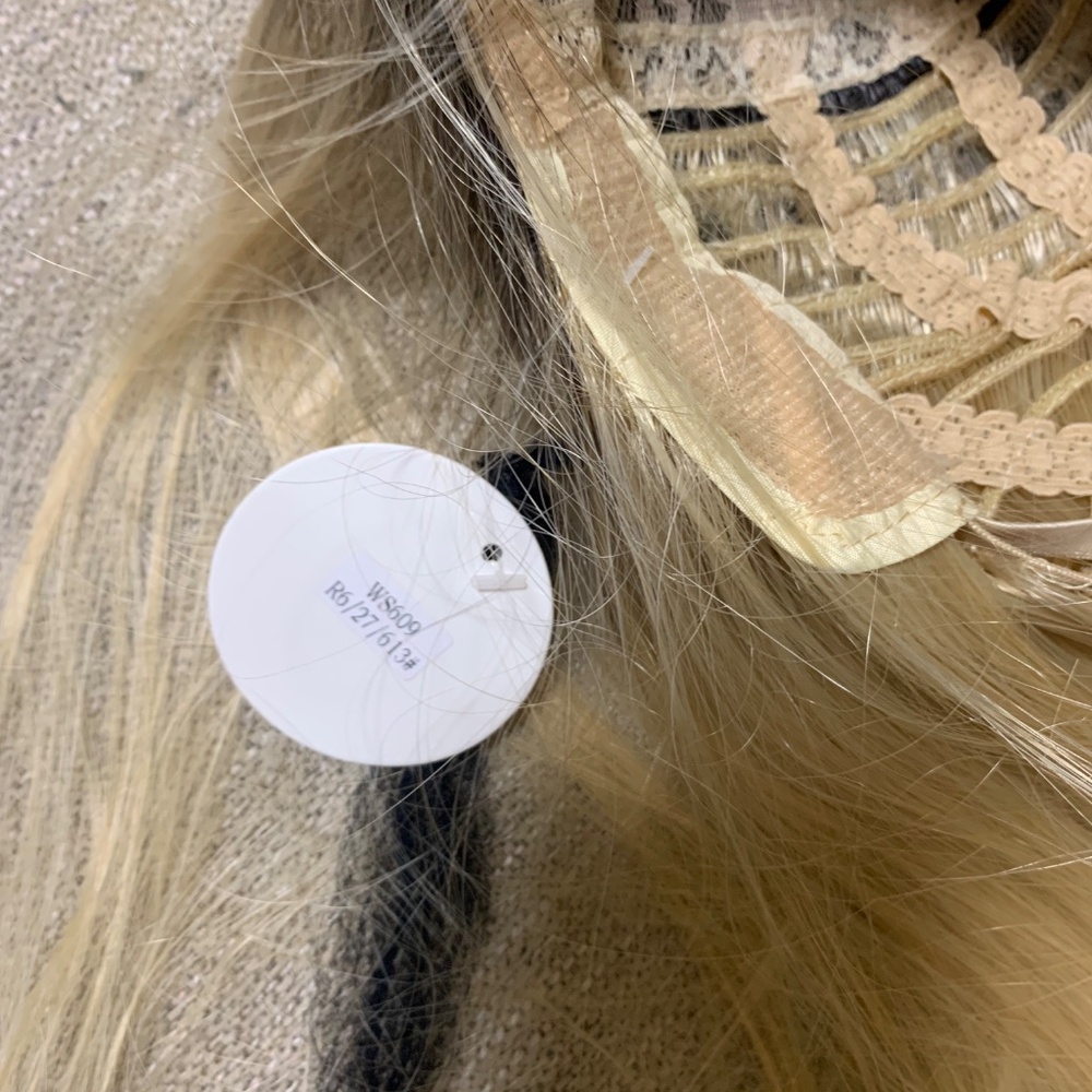 Wig - Picture 6 of 6